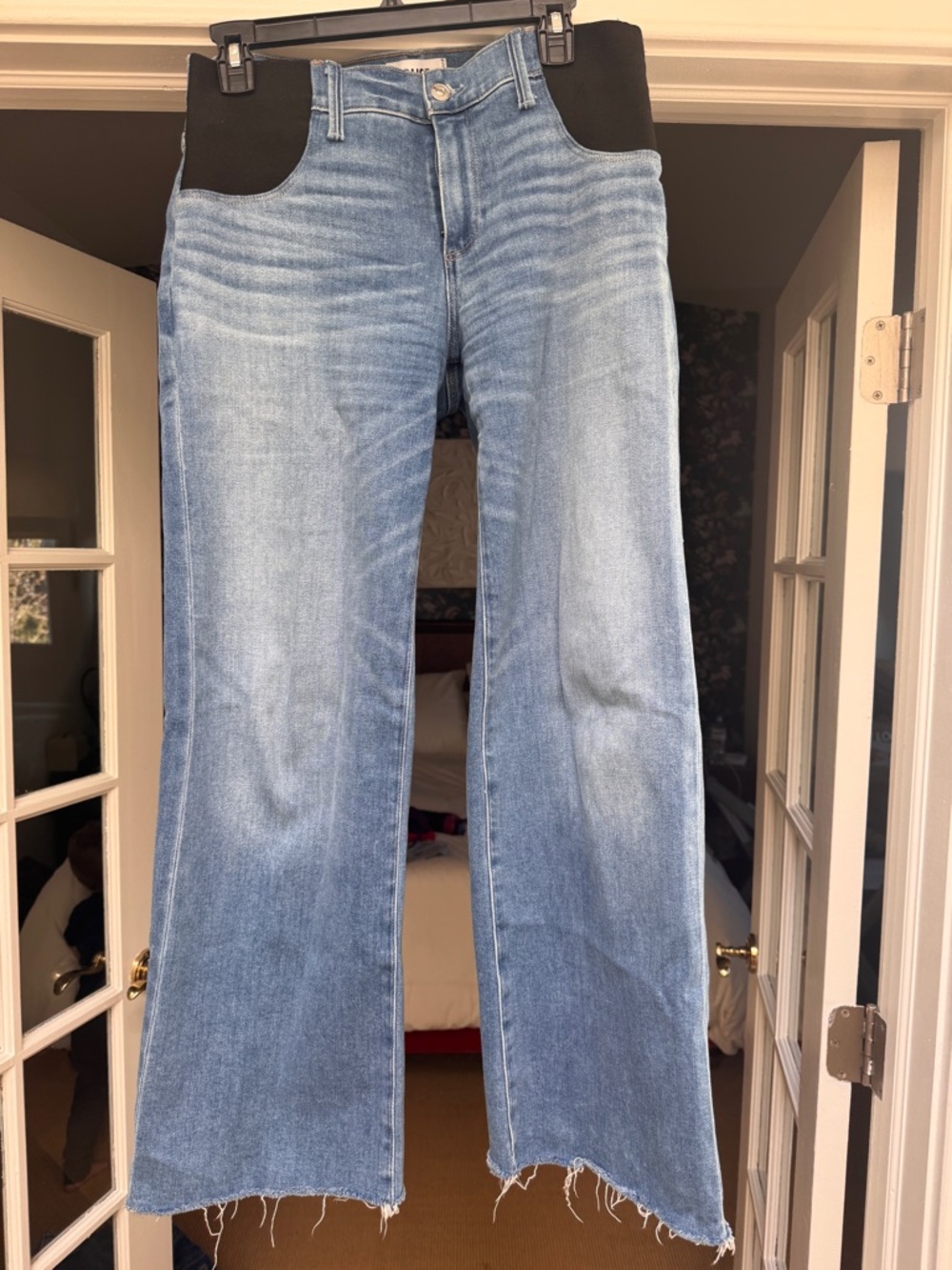Paige Maternity Anessa 31” Jeans - Size 26